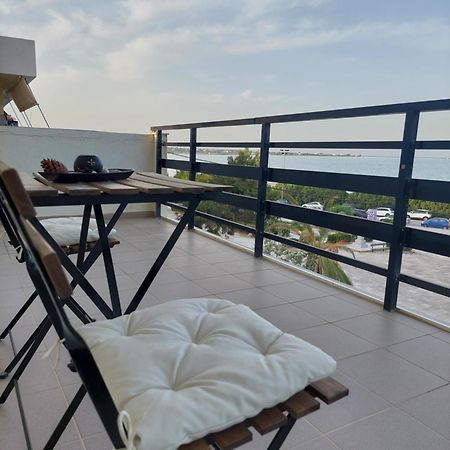 Eleni'S Seafront Apartment Αρτέμιδα Εξωτερικό φωτογραφία