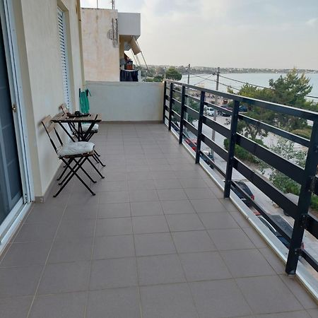 Eleni'S Seafront Apartment Αρτέμιδα Εξωτερικό φωτογραφία
