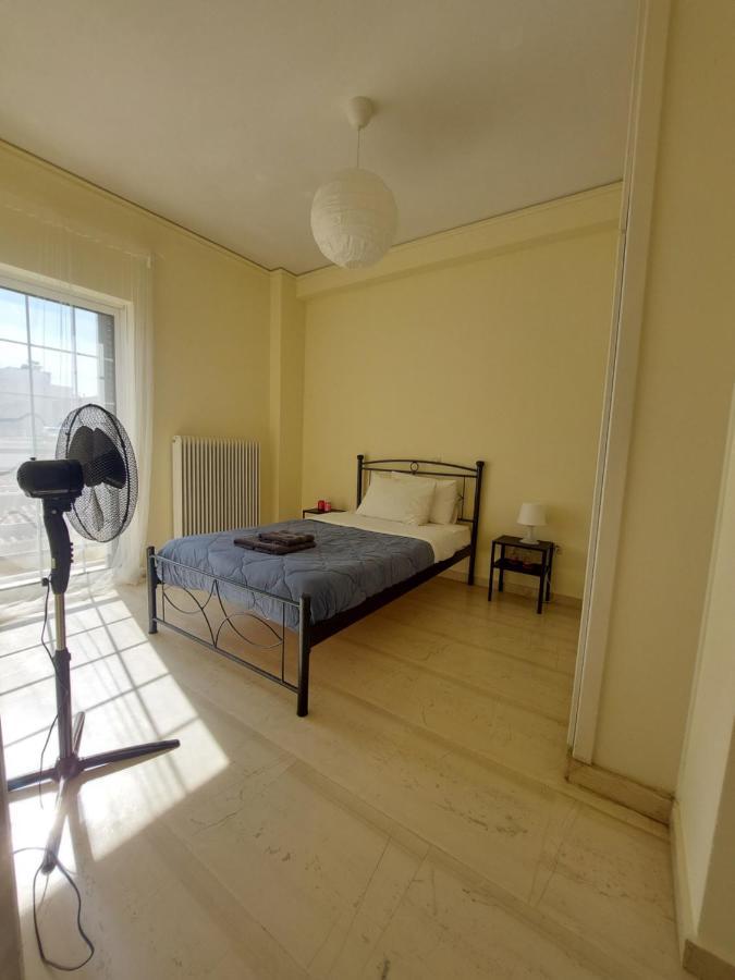 Eleni'S Seafront Apartment Αρτέμιδα Εξωτερικό φωτογραφία