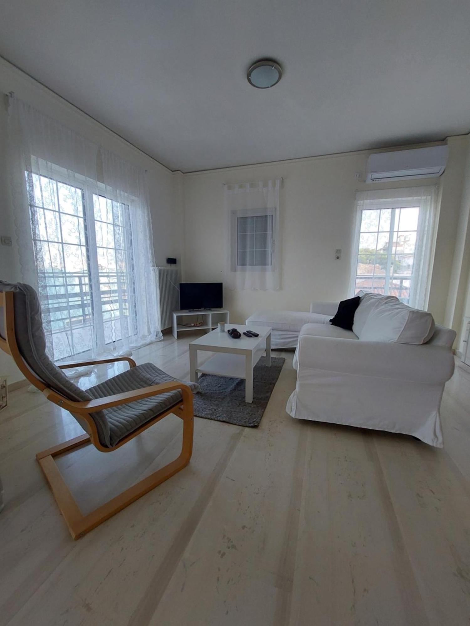 Eleni'S Seafront Apartment Αρτέμιδα Εξωτερικό φωτογραφία