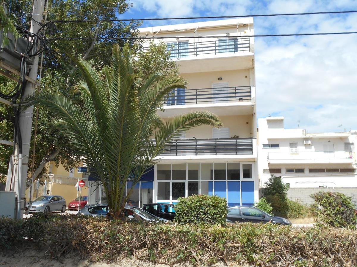 Eleni'S Seafront Apartment Αρτέμιδα Εξωτερικό φωτογραφία